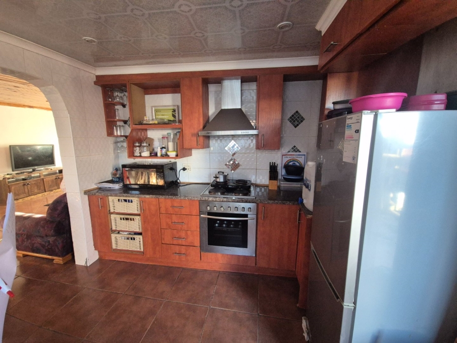 3 Bedroom Property for Sale in Kwa Nobuhle Eastern Cape